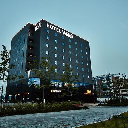Hotel Wanted Инчон Екстериор снимка