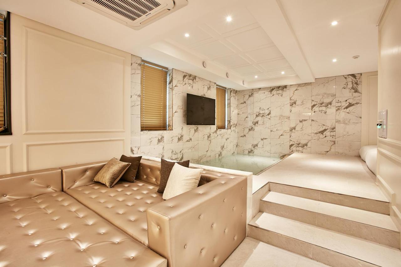 Hotel Wanted Инчон Екстериор снимка