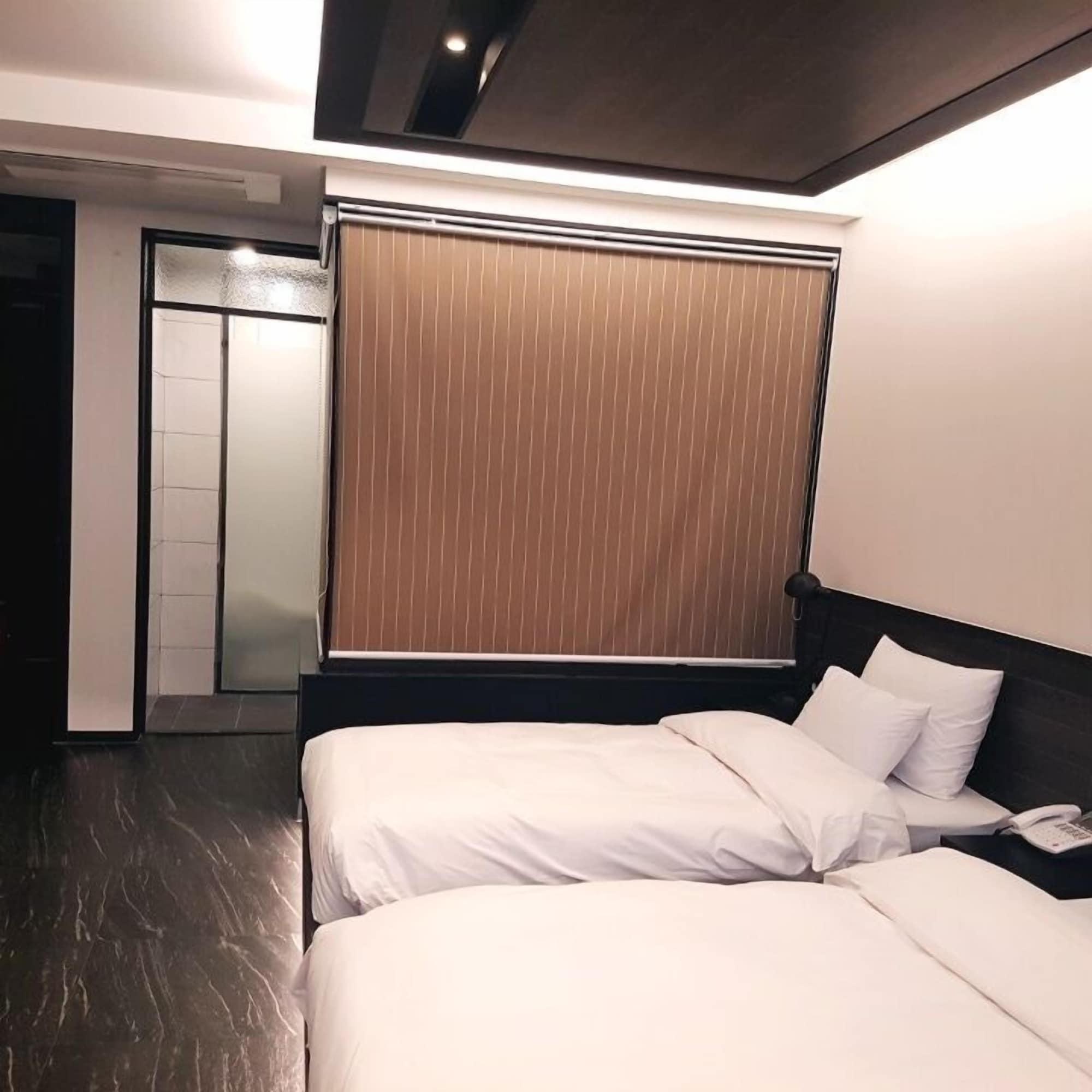 Hotel Wanted Инчон Екстериор снимка