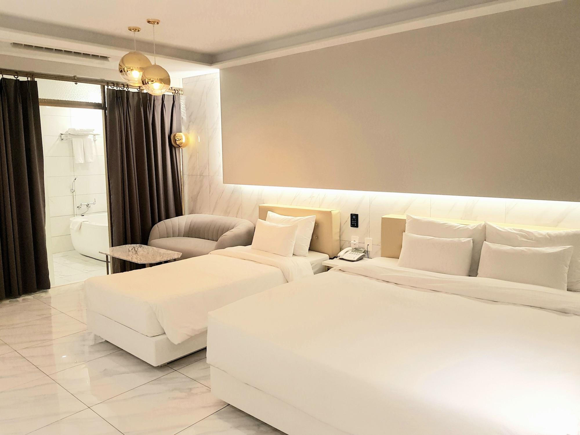 Hotel Wanted Инчон Екстериор снимка
