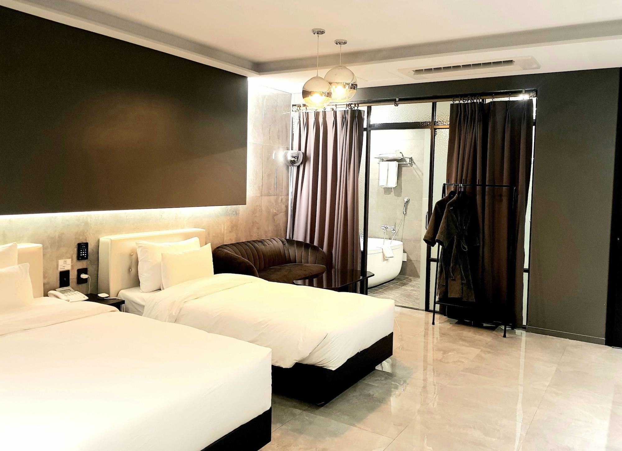 Hotel Wanted Инчон Екстериор снимка