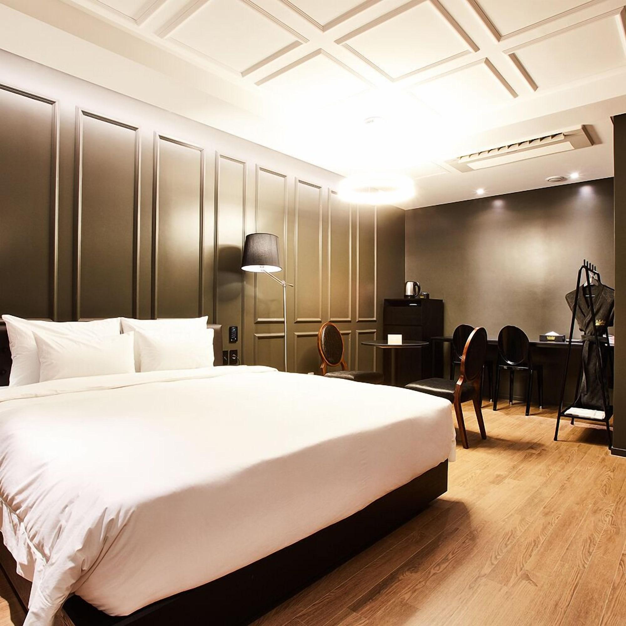Hotel Wanted Инчон Екстериор снимка
