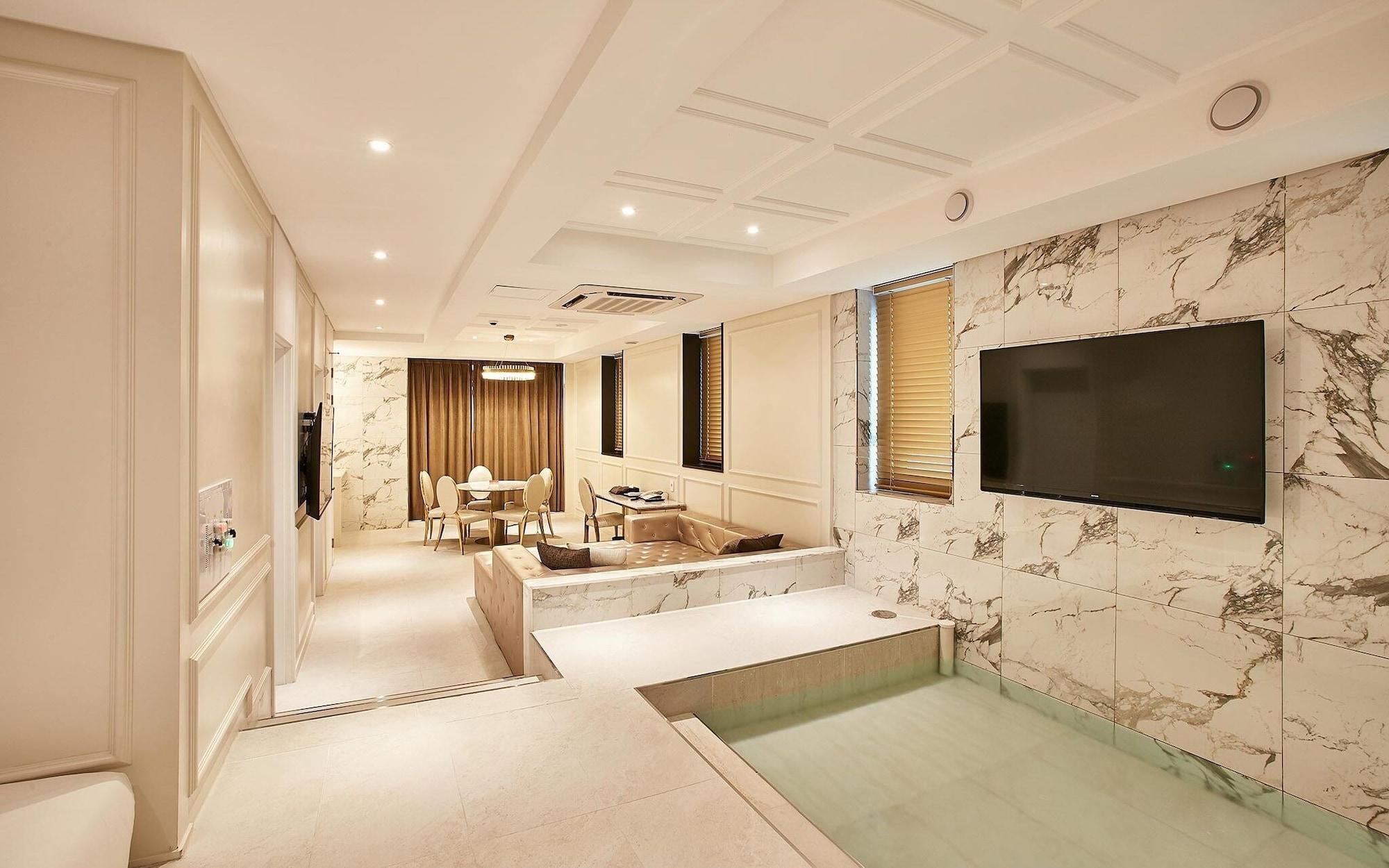 Hotel Wanted Инчон Екстериор снимка
