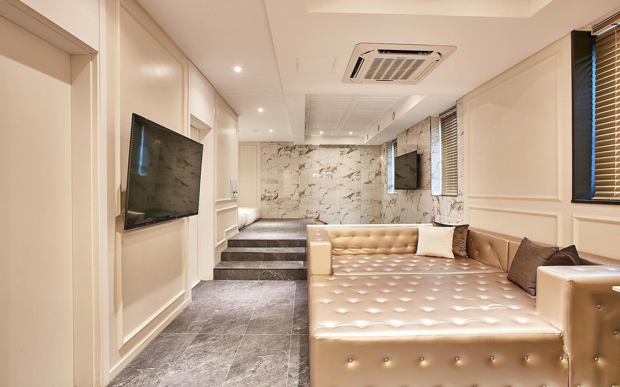 Hotel Wanted Инчон Екстериор снимка